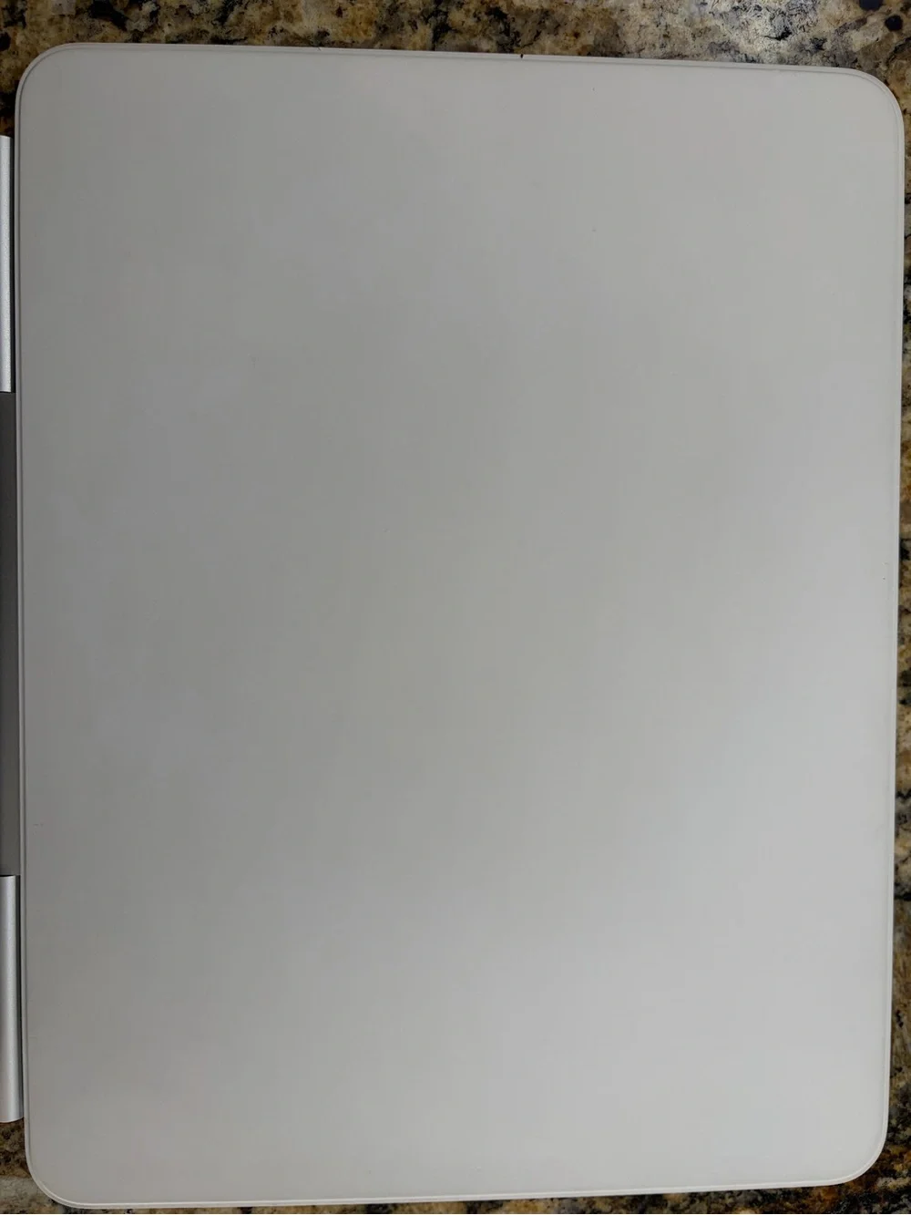 Apple Magic Keyboard for iPad Pro M4 13in in great condition